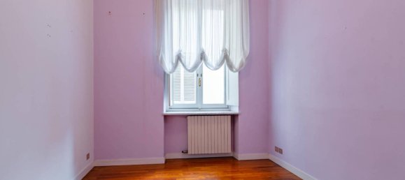 1 bedroom Apartment in Turin, Italy No. 186162 6