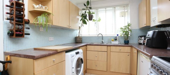 1 bedroom Apartment in London, United Kingdom No. 10857 2