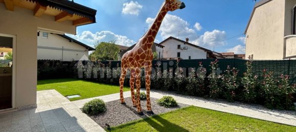 2 bedrooms Villa in Trenzano, Italy No. 135254 18