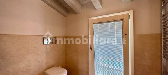 2 bedrooms Villa in Trenzano, Italy No. 135254 3