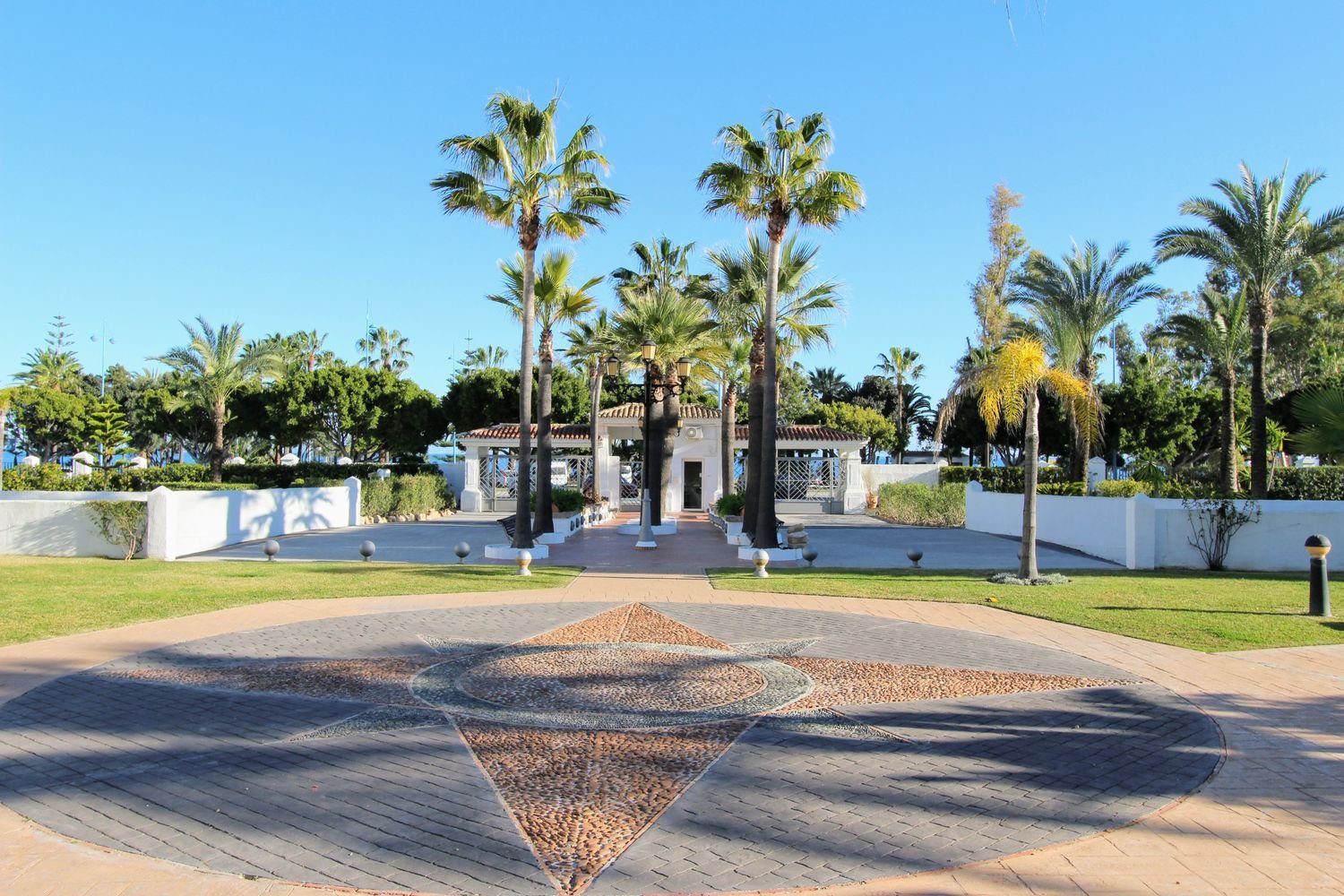 Квартира с 3 спальнями в Марбелья, Испания № 92045