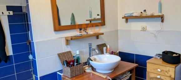 6 rooms House in Saint-Nic, France No. 193953 10