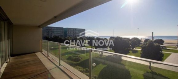 4 chambres Appartement à Matosinhos, Portugal No. 109852 2