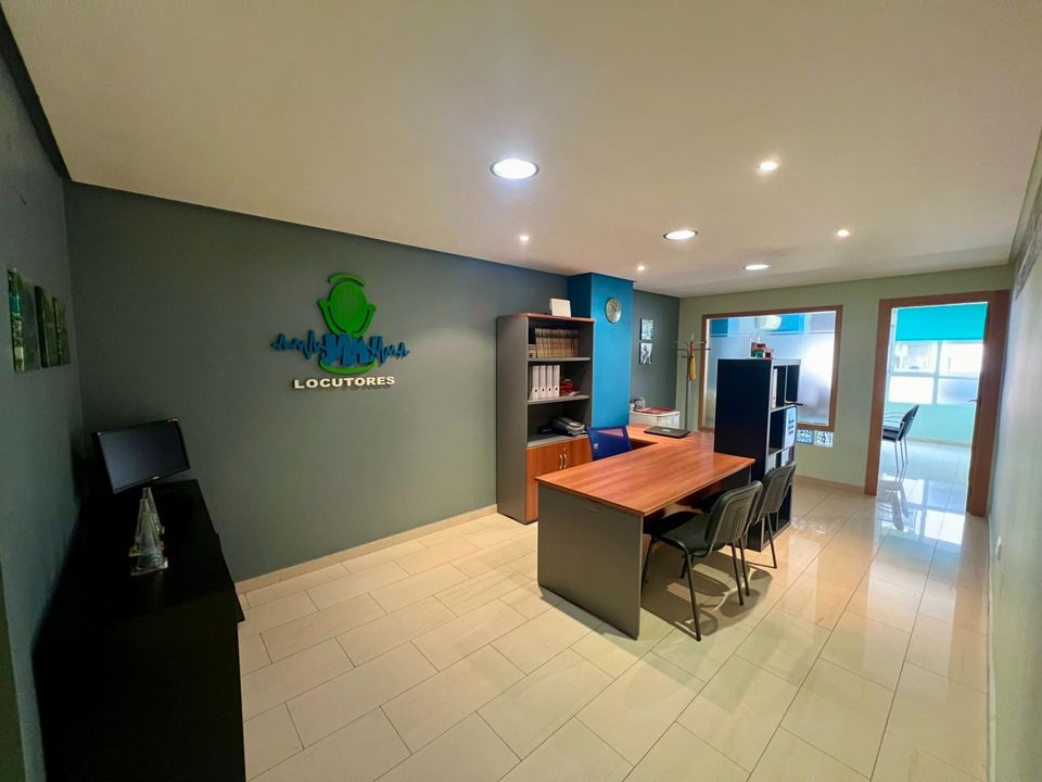  مكتب في Alicante, Spain 120متر مربع رقم 184647