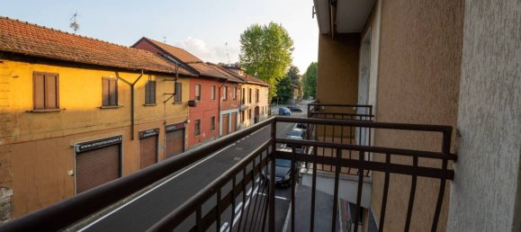 Apartamento de 1 dormitorio en Cinisello Balsamo, Italy No. 348769 21
