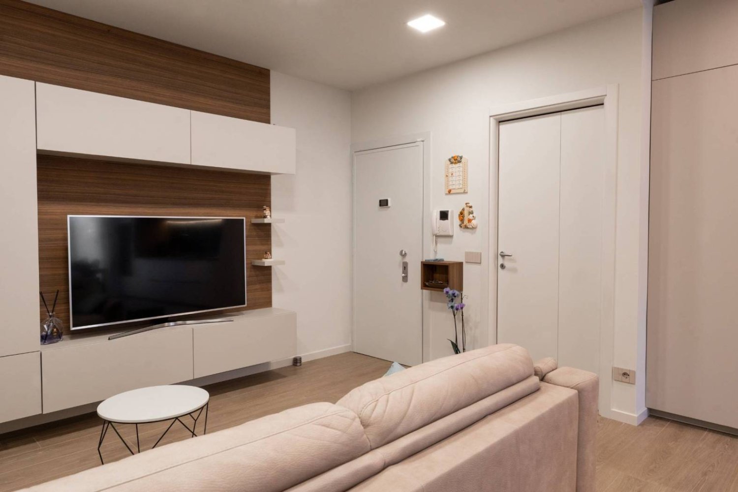 Apartamento de 1 dormitorio en Cinisello Balsamo, Italy No. 348769