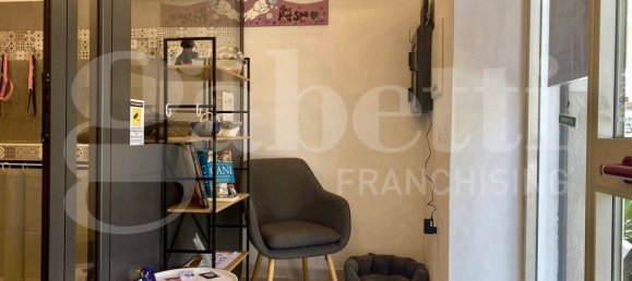 Propiedad comercial de 1 habitación en Sassari, Italy No. 308420 8