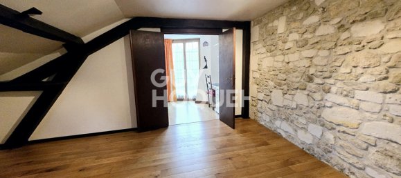 4 bedrooms House in Neuilly-sous-Clermont, France No. 212941 3