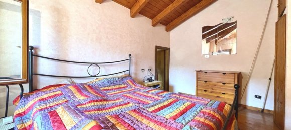 72m² Building in Budrio, Italy No. 370042 12