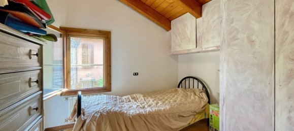 72m² Building in Budrio, Italy No. 370042 15