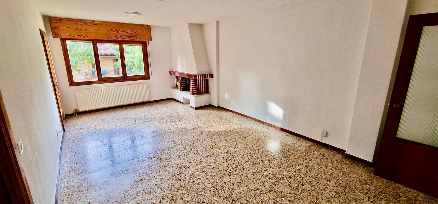 3 bedrooms Apartment in Guadarrama, Spain No. 156573