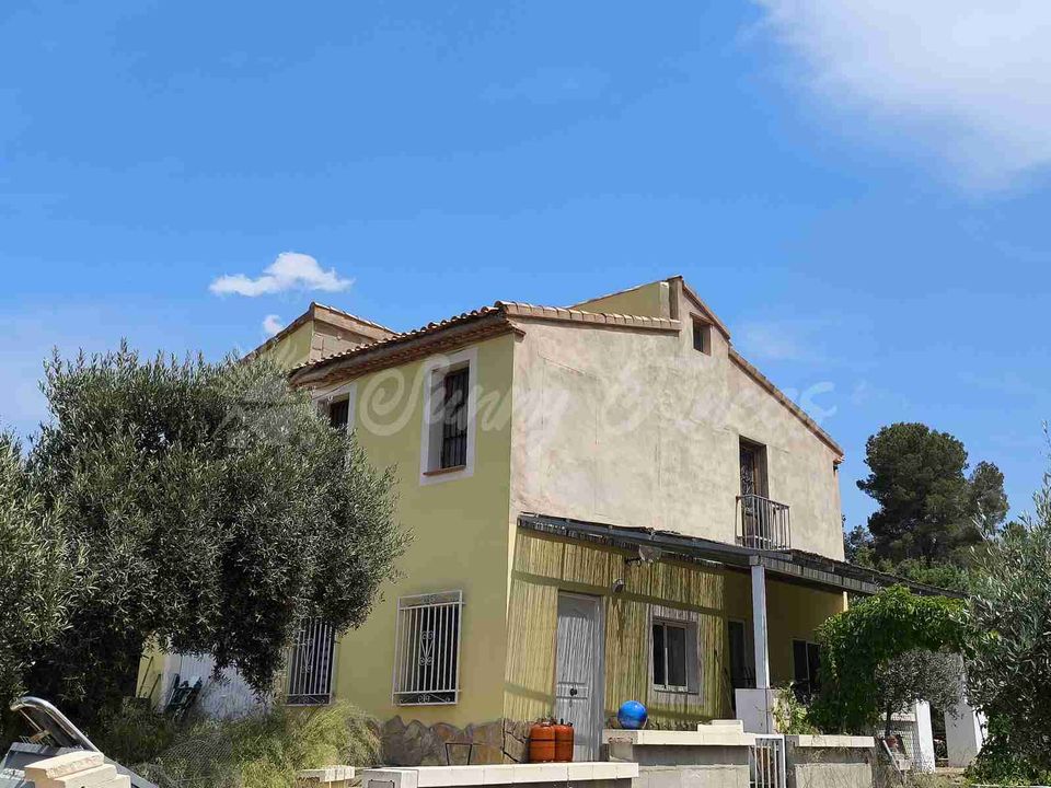 3 bedrooms House in Valencia, Spain No. 170327