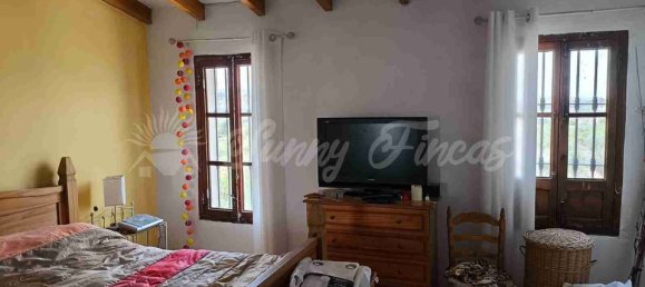 3 bedrooms House in Valencia, Spain No. 170327 12