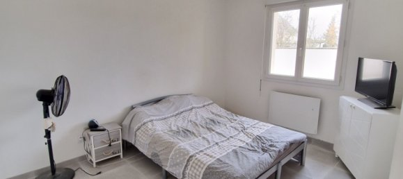 Casa de 4 dormitorios en Fontaine-les-Gres, France No. 56935 11