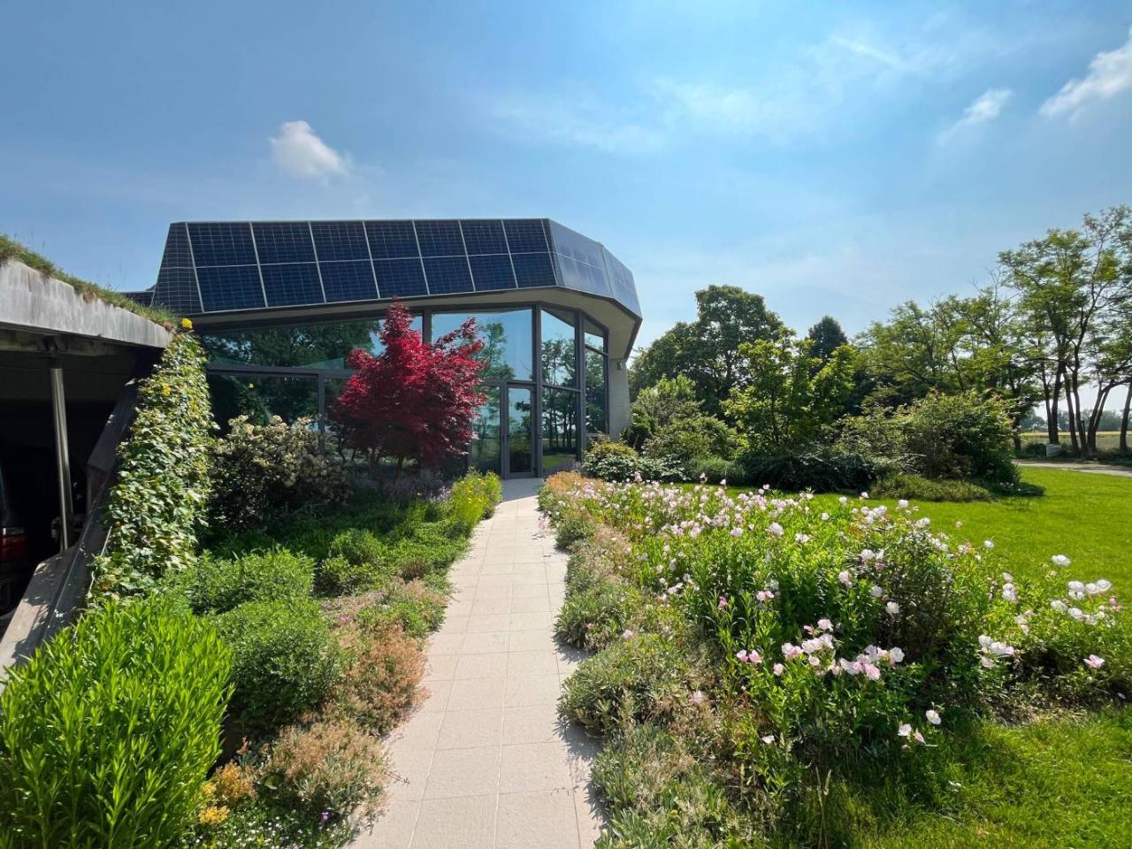 5 rooms Villa in Piacenza, Italy No. 143536