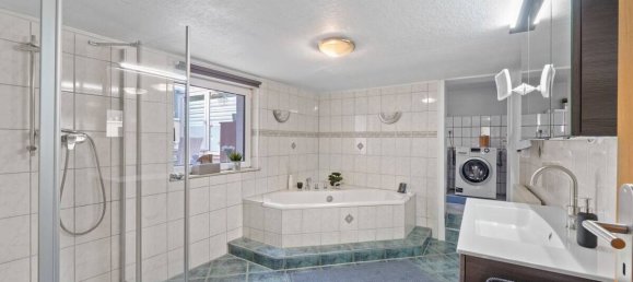 5 chambres Maison de ville à Duren, Germany No. 283383 4