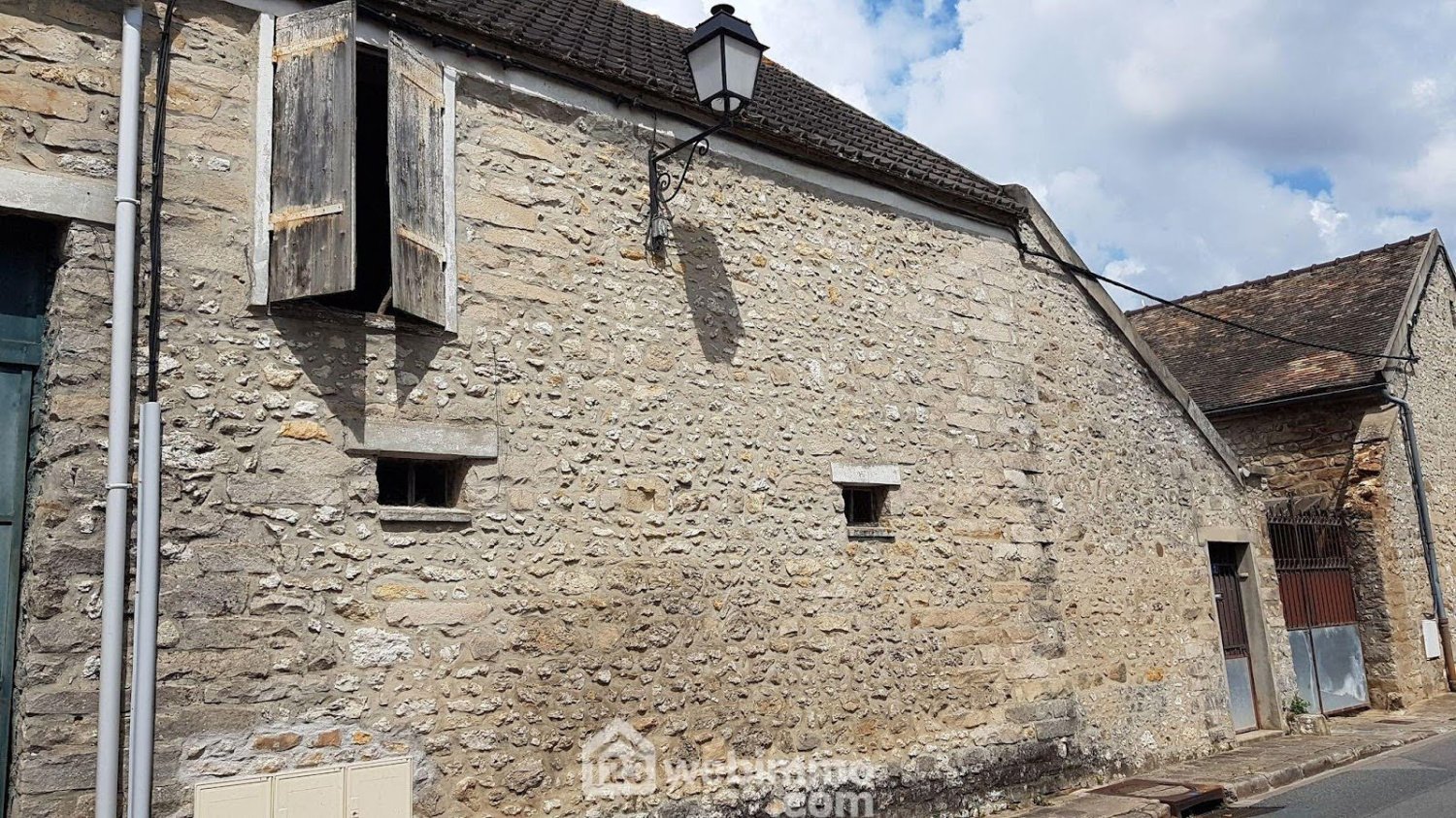 Casa de 3 divisões em Dannemois, France N.º 141090