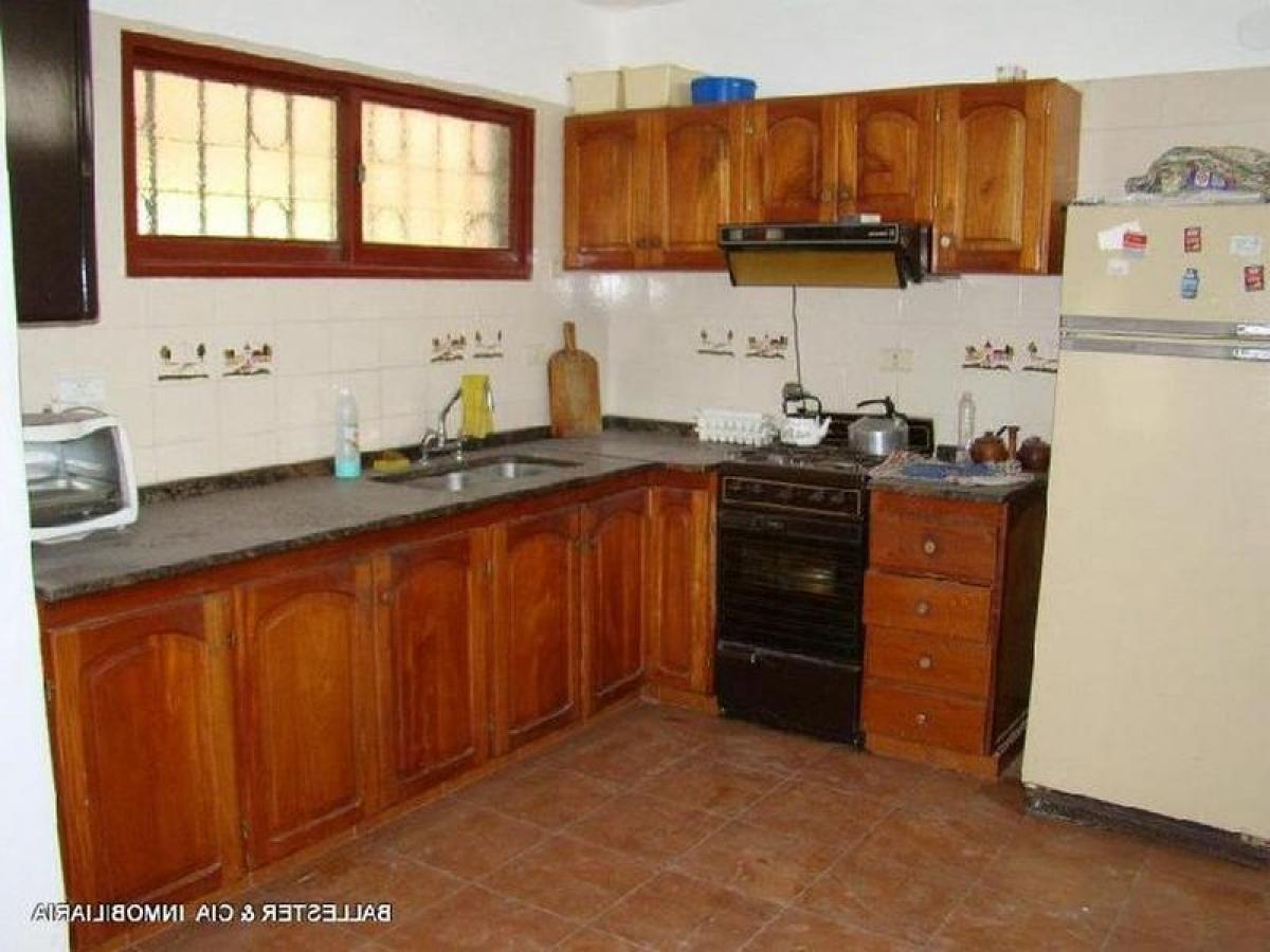 3 bedrooms House in Cordoba, Argentina No. 58848