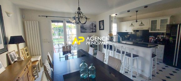 4 bedrooms House in Bezons, France No. 163846 18