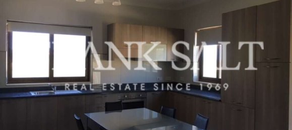 2 bedrooms Apartment in Gharb, Malta No. 5620 11