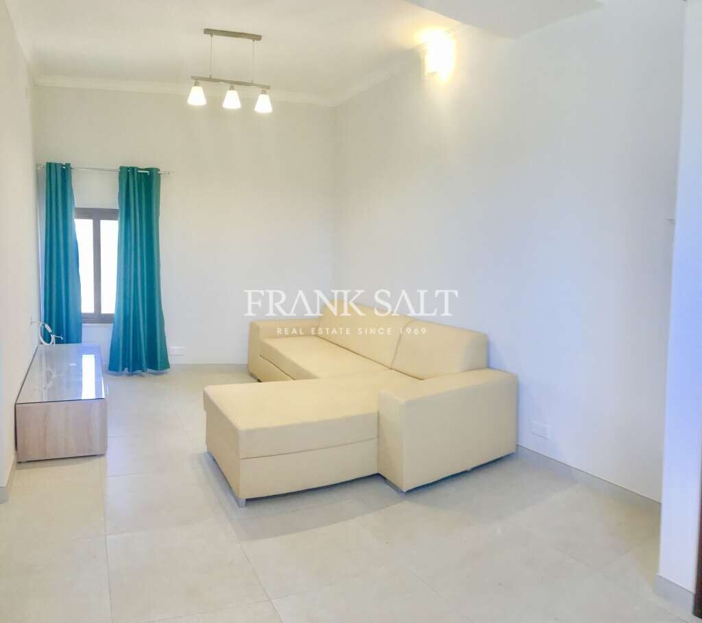 2 bedrooms Apartment in Gharb, Malta No. 5620