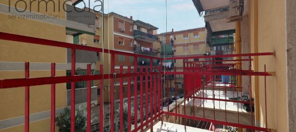 3 rooms Apartment in Portici, Italy No. 88973 4