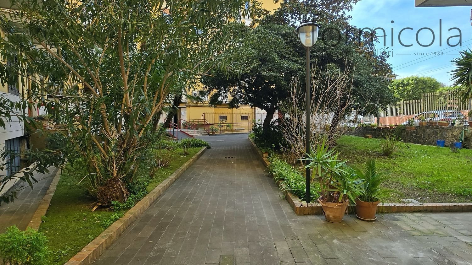 3 rooms Apartment in Portici, Italy No. 88973