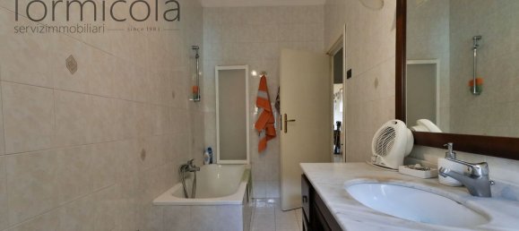 3 rooms Apartment in Portici, Italy No. 88973 13
