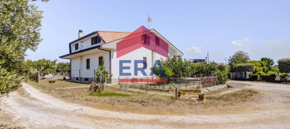 3 غرف نوم فيلا في Pomezia, Italy رقم 375448 6