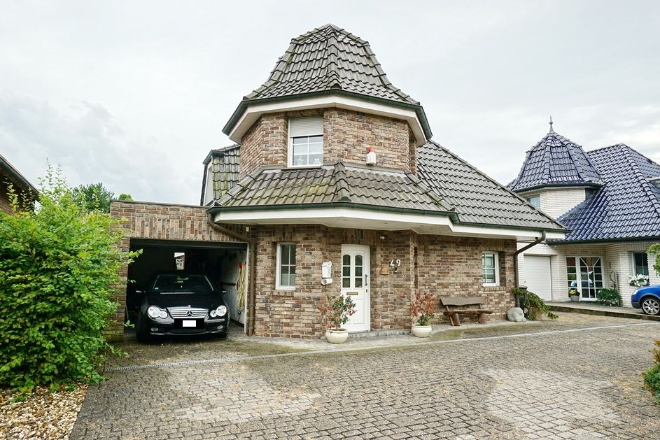 3 bedrooms House in Wesel, Germany No. 346391