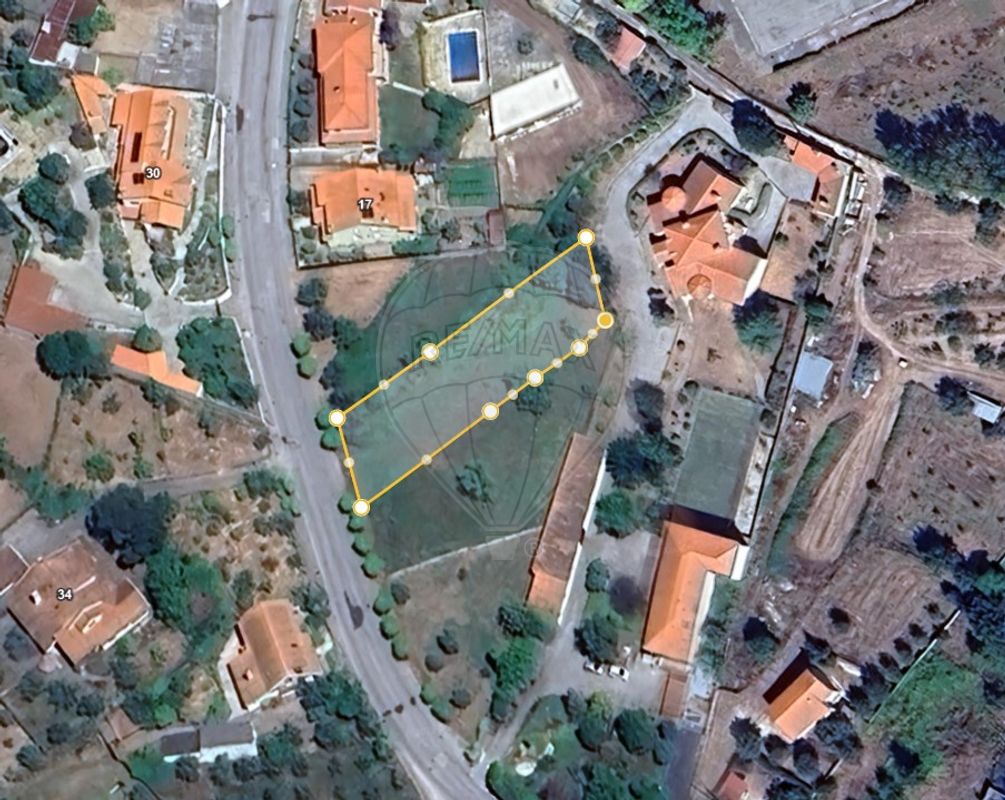  Land in Nelas, Portugal No. 90684