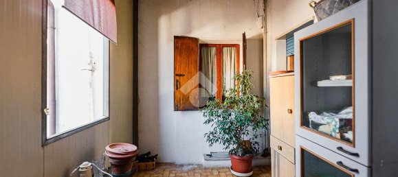 4 Schlafzimmer Haus in Vigasio, Italy, Nr. 142875 16