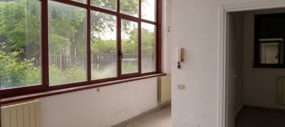 Almacén en Locate Varesino, Italy 670 m² No. 84450 11