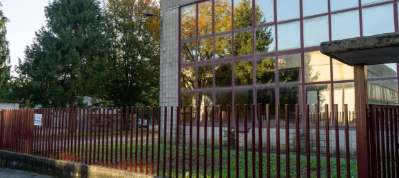 Almacén en Locate Varesino, Italy 670 m² No. 84450 17