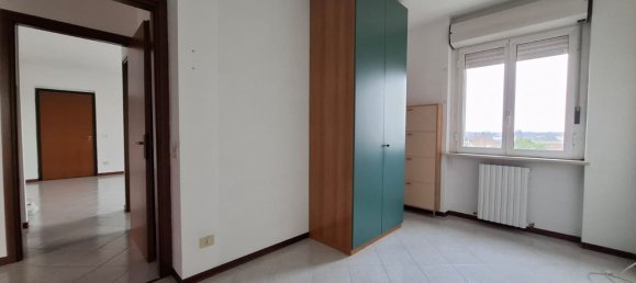 Apartamento de 4 divisões em Casale Monferrato, Italy N.º 56137 18