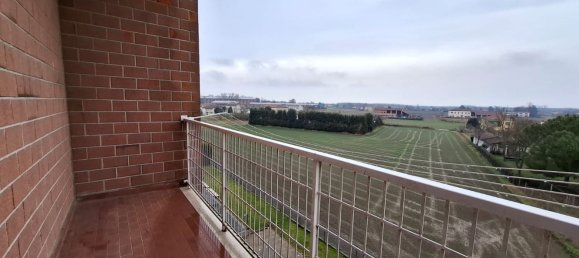 Apartamento de 4 divisões em Casale Monferrato, Italy N.º 56137 14