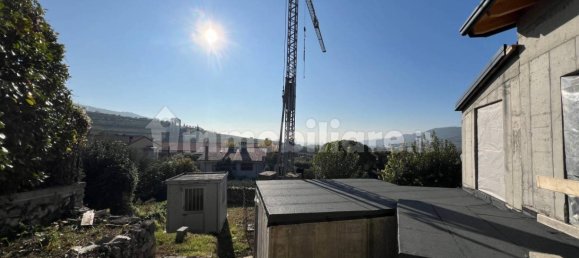 2 bedrooms House in Verona, Italy No. 152064 12