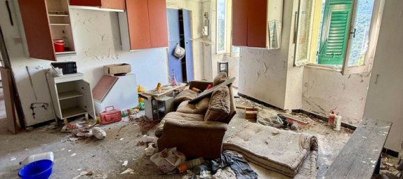 5-Zimmer Haus in Serra Riccò, Italy, Nr. 271868 5