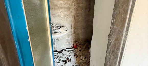 5-Zimmer Haus in Serra Riccò, Italy, Nr. 271868 9