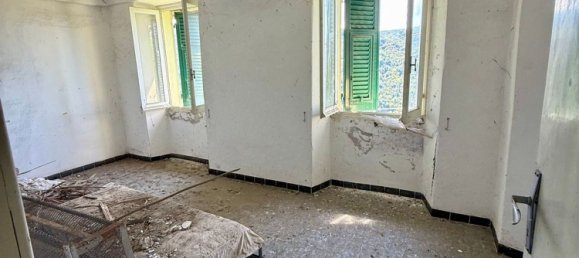 5-Zimmer Haus in Serra Riccò, Italy, Nr. 271868 2