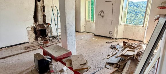 5-Zimmer Haus in Serra Riccò, Italy, Nr. 271868 7