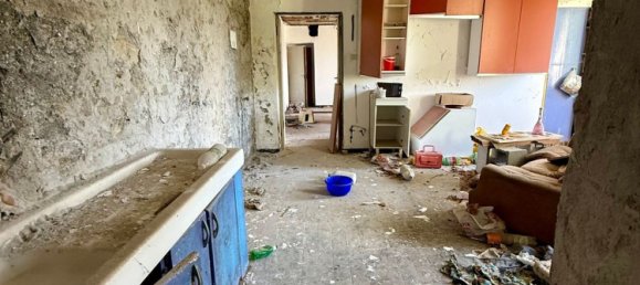 5-Zimmer Haus in Serra Riccò, Italy, Nr. 271868 3