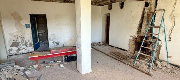 5-Zimmer Haus in Serra Riccò, Italy, Nr. 271868 10