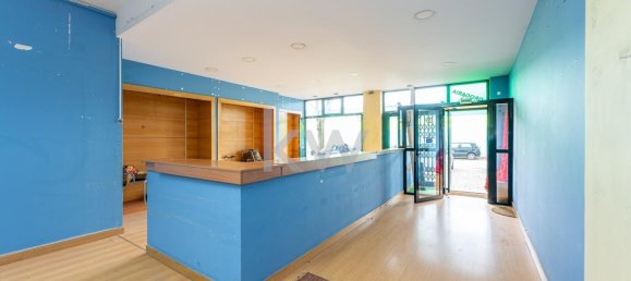 501m² Commercial property in Senhora da Hora, Portugal No. 131210 31