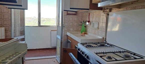 4-salle Appartement à Chieti, Italy No. 37479 6