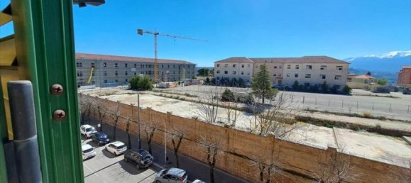 4-salle Appartement à Chieti, Italy No. 37479 9