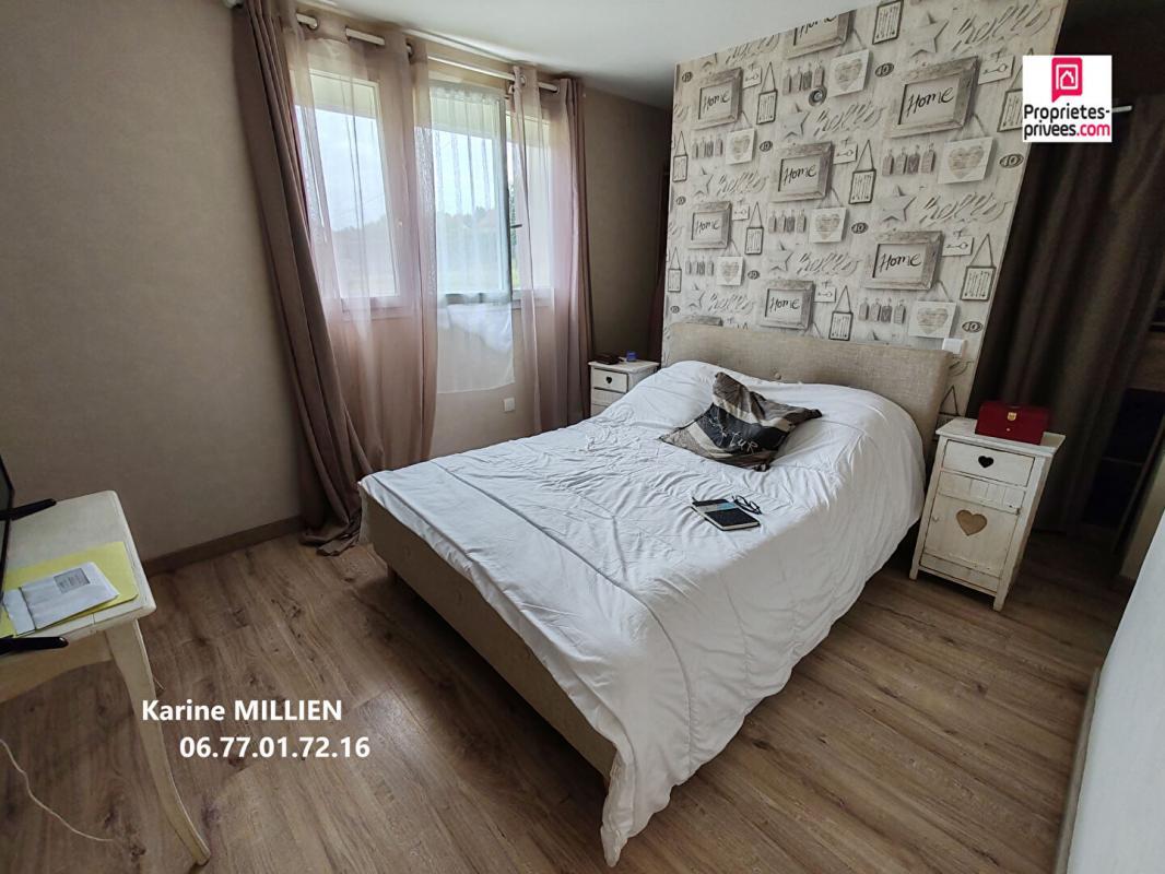 4 chambres Maison à Saint-Lubin-des-Joncherets, France No. 251541