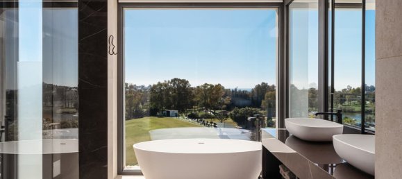 4 bedrooms Villa in Malaga, Spain No. 33635 78