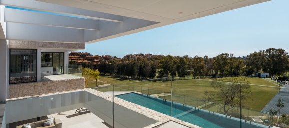 4 bedrooms Villa in Malaga, Spain No. 33635 31