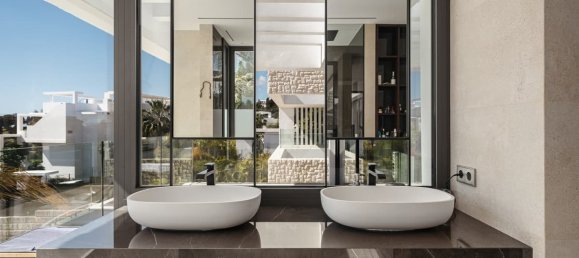 4 bedrooms Villa in Malaga, Spain No. 33635 79